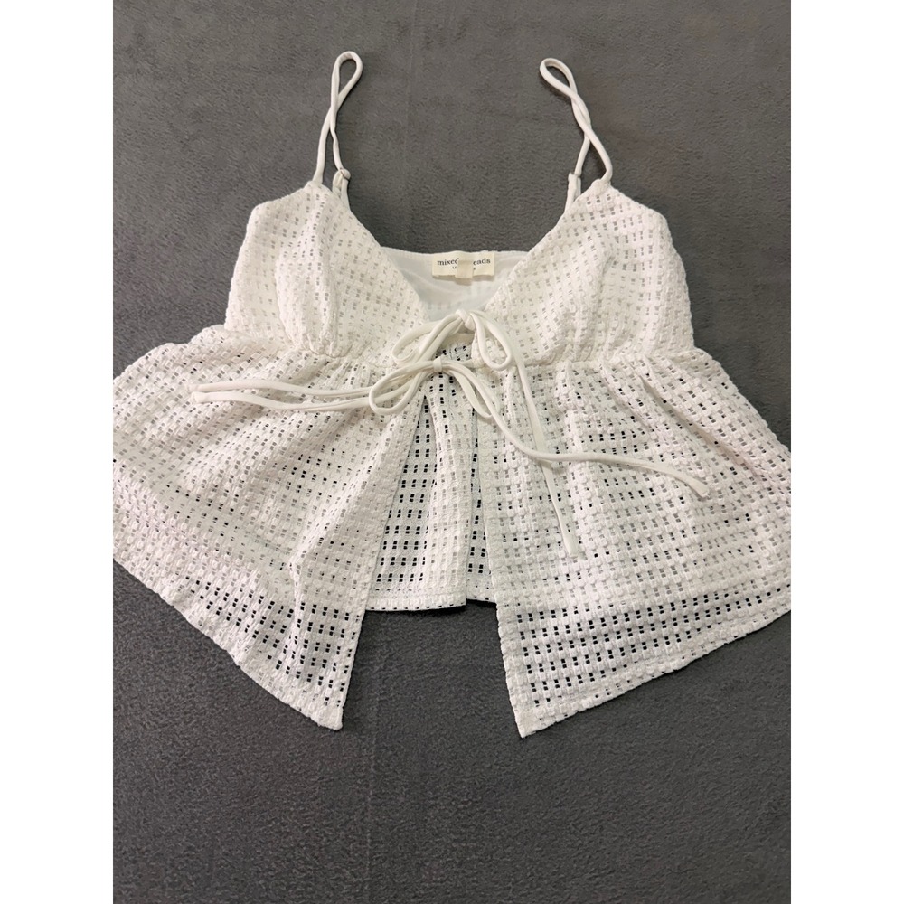 Mixed Threads White Crochet Lace Tie Front‎ Crop Cami M Coquettegirl Boho
